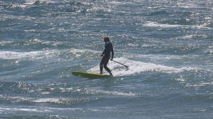 Christoph mit Jimmy Lewis Striker Welle Nordsee SUP Surfen