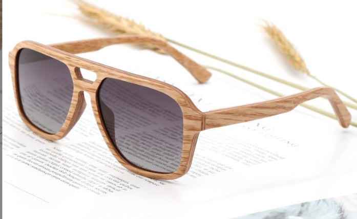 Lumber Surf Holz Sonnenbrille – Nachhaltig, Kratzfest, UV400-Schutz & Schwimmfähig